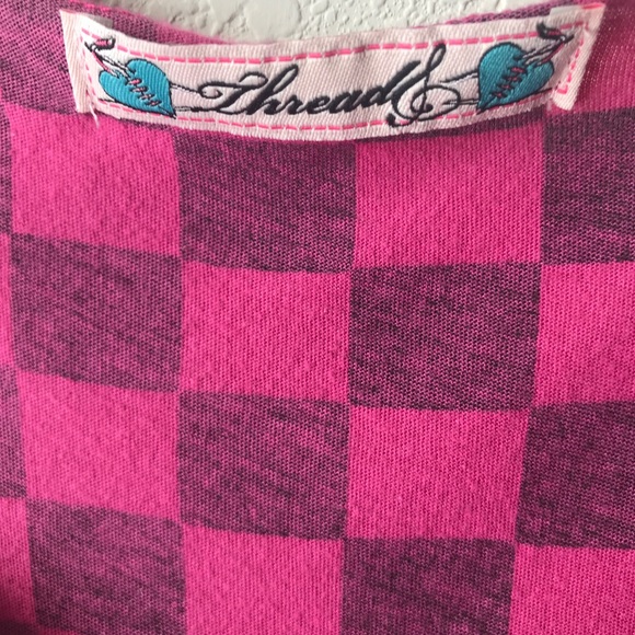 Threads from Hot Topic Tank - Picture 2 of 5